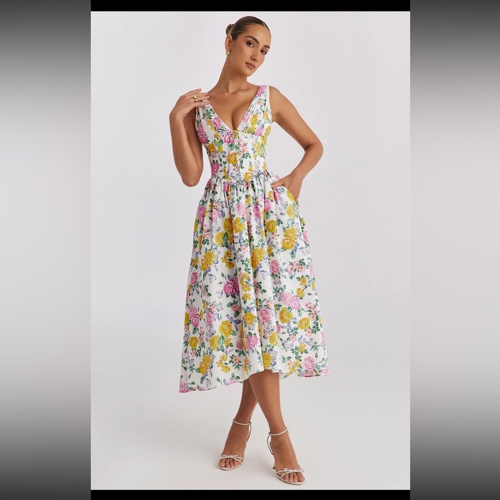 NWOT House of CB Emmelina Floral Dress XS